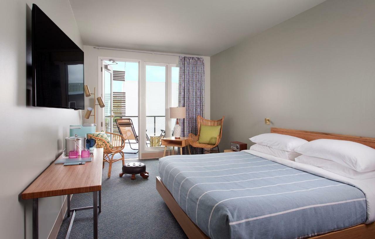 King Room with Balcony